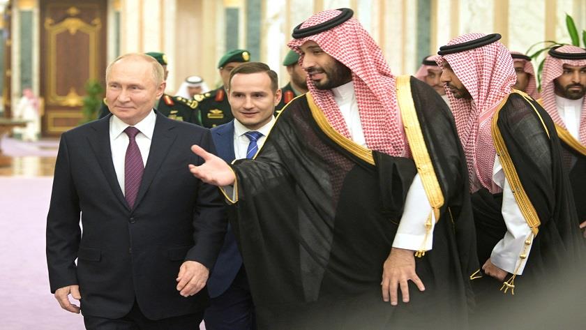 Iranpress: Putin confers with bin Salman in his visit to Saudi Arabia