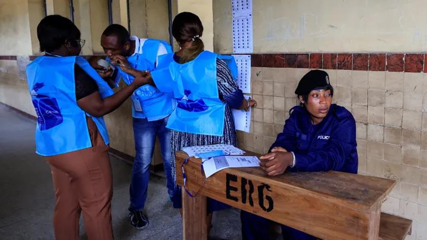 Iranpress: Polls open in DR Congo 